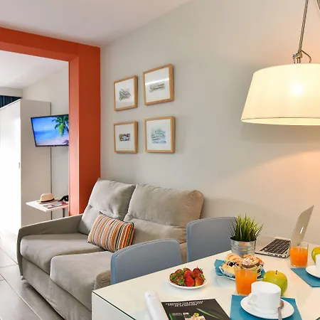 Aparthotel Bajamar 4*