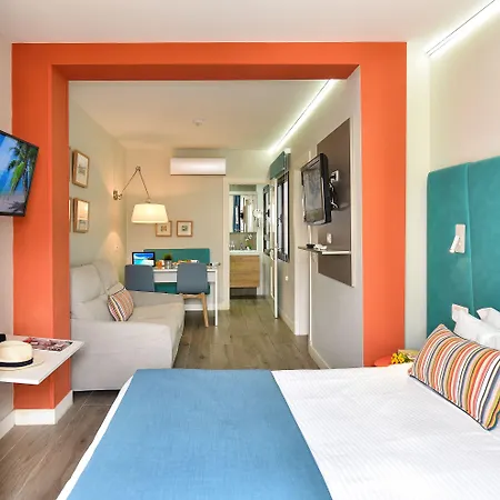 Aparthotel Bajamar 4*