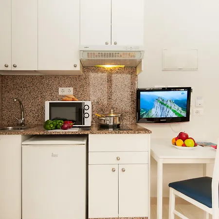 Aparthotel Bajamar 4*