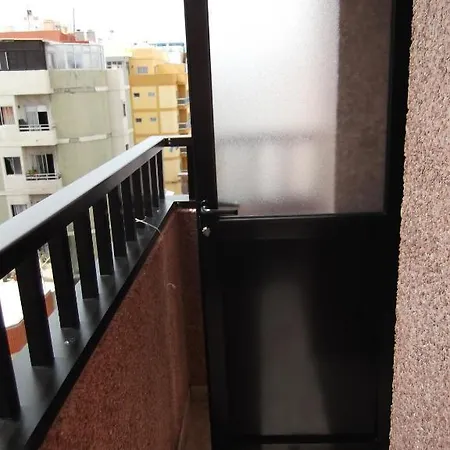 巴哈马公寓酒店 2*